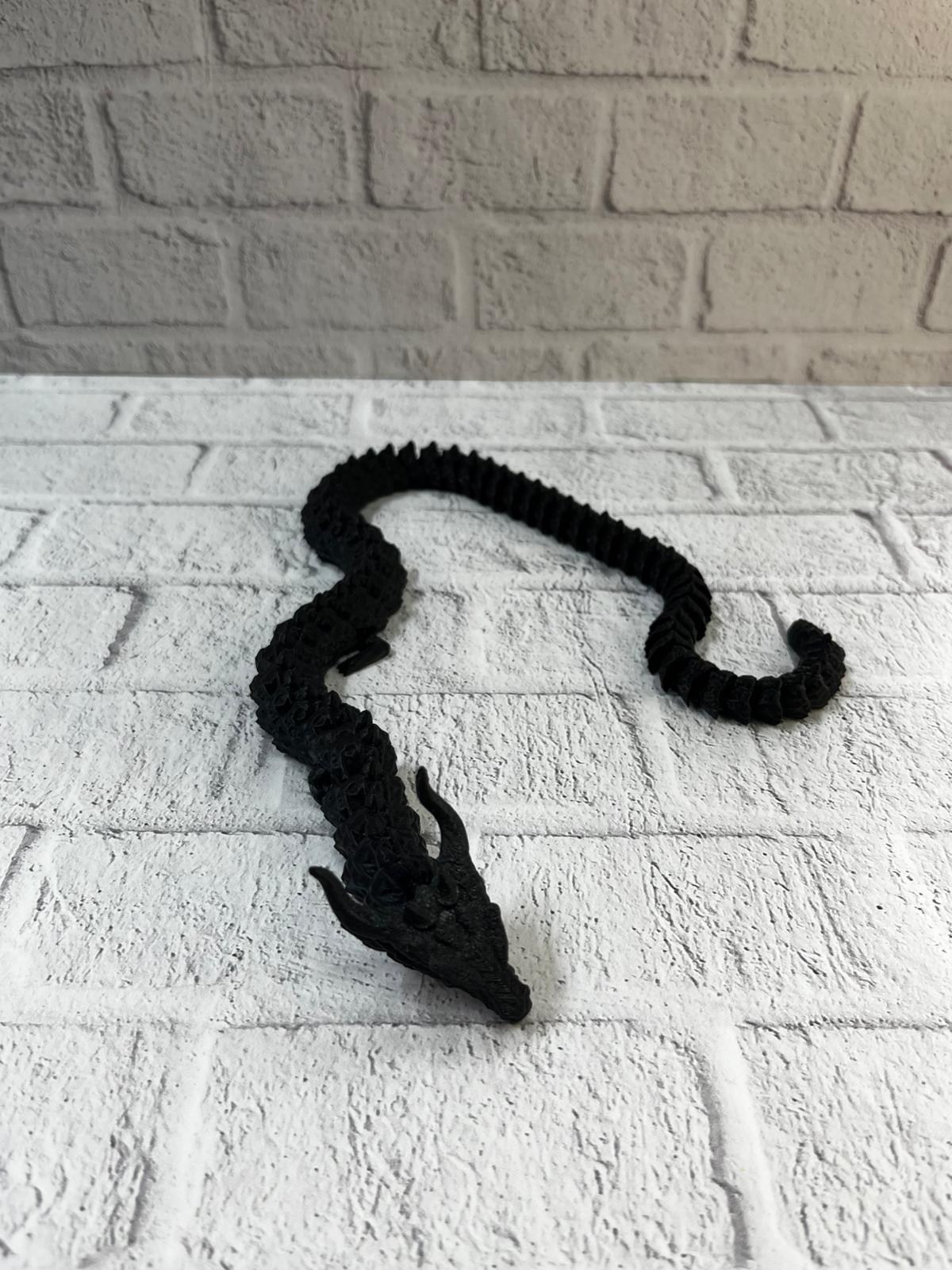 Hareketli Siyah Ejderha Figür Uzun Gövdeli Fantastik Masa ve Raf Dekoru