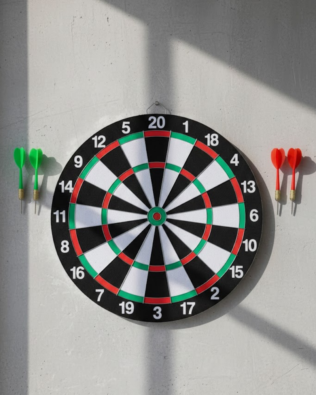 Ev ve Oyun Alanları İçin Dart Tahtası 12 İnç 4 Dart Oku...
