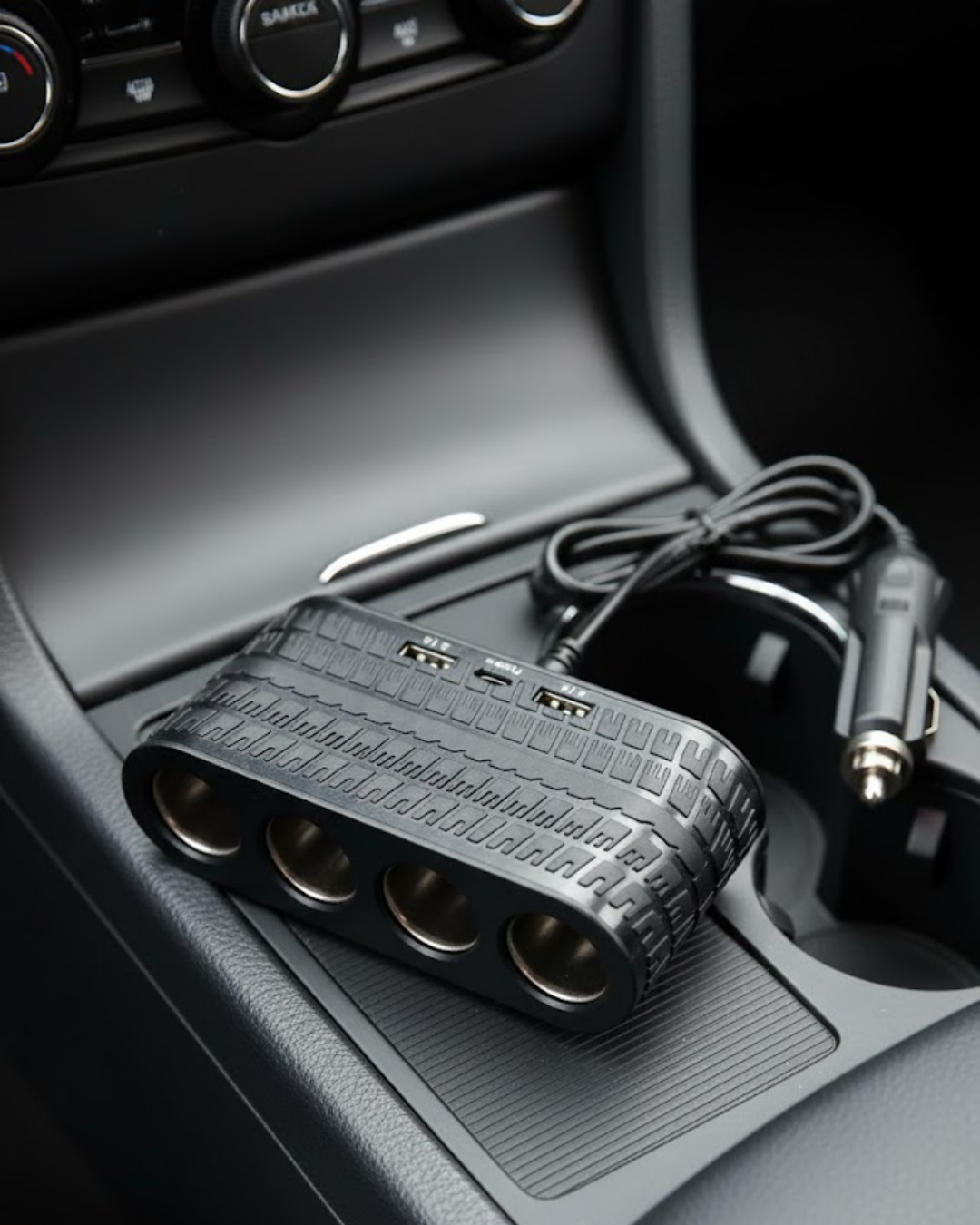 Araç İçi Güç Dağıtıcı 4 Çakmaklık 2 USB 1 Type C Şarj Ü...