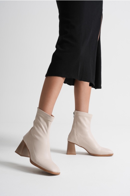 Arvena Bej Kalın Topuklu Streç Bot