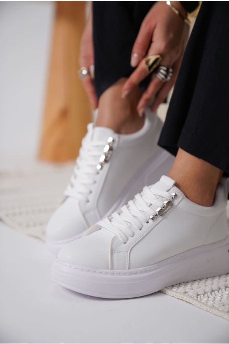 Nova Kadın Gümüş Detaylı Beyaz Sneaker