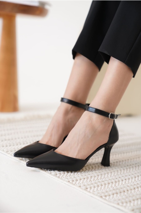 Clara Kadın Siyah Topuklu Ayakkabı