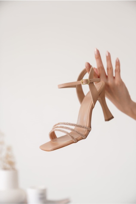 Karla Nude Kadın Taşlı Sandalet
