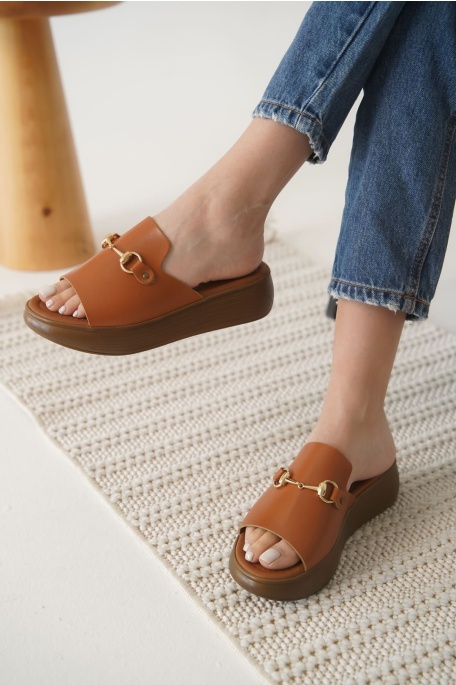 Nelly Taba Hakiki Deri Terlik