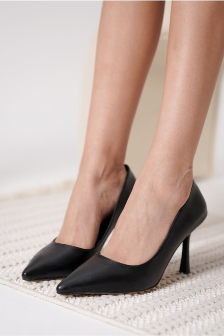 Zelena Kadın Mat Siyah Stiletto