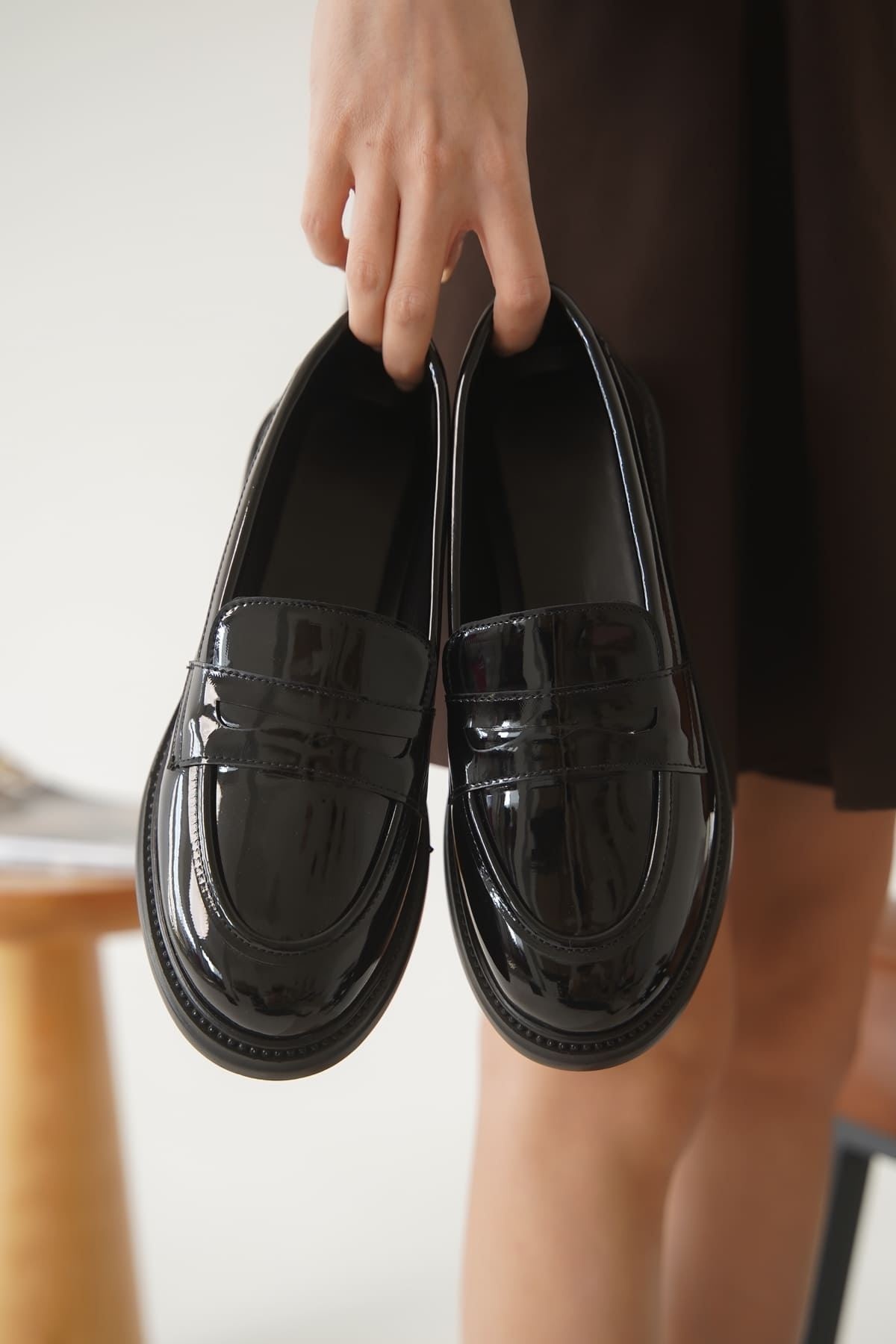 Sunny Kadın Siyah Rugan Loafer