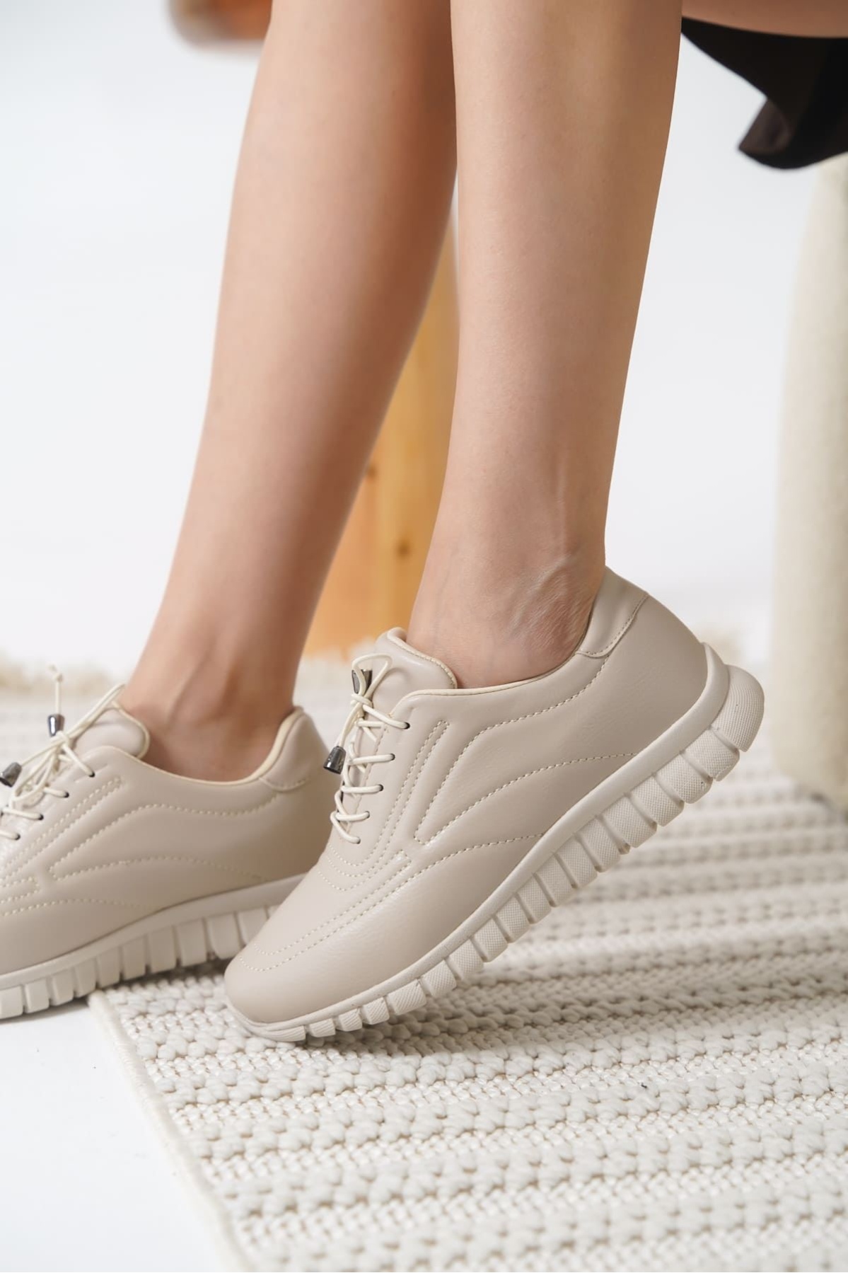 Daphne Kadın Bej Spor Ayakkabı