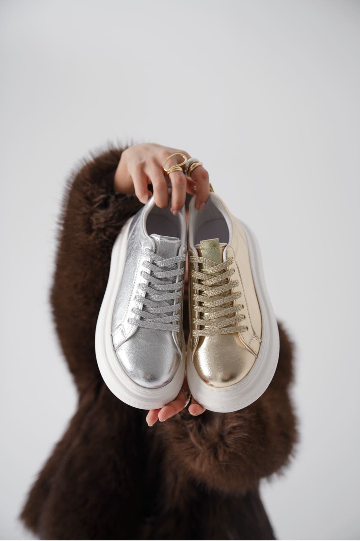 Dina Kadın Altın Sneaker