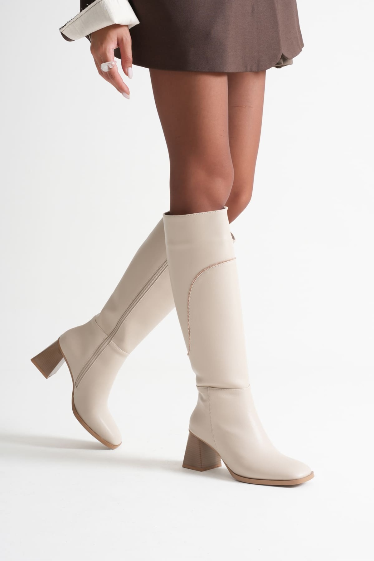 Elora Kadın Topuklu Bej Çizme