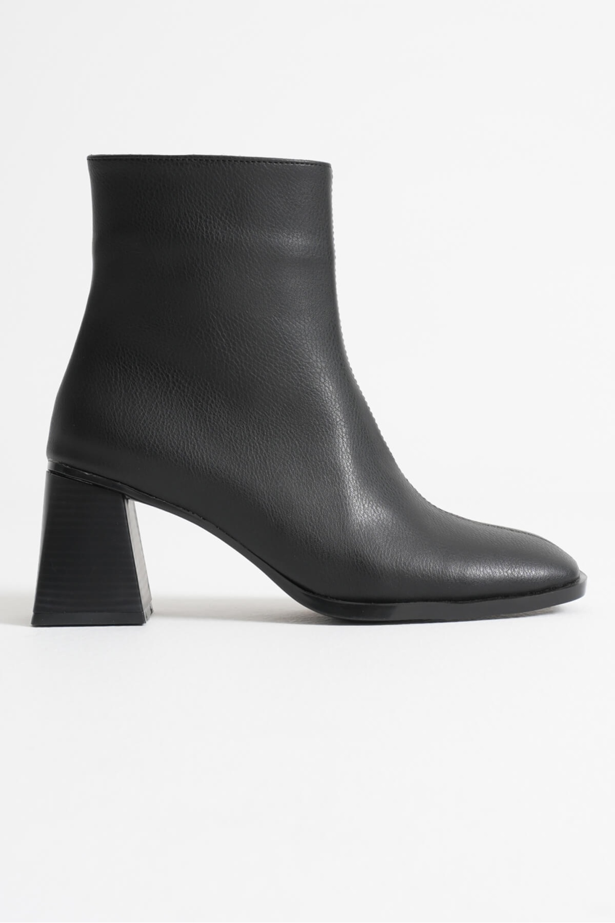 Ornela Kadın Siyah Topuklu Bot