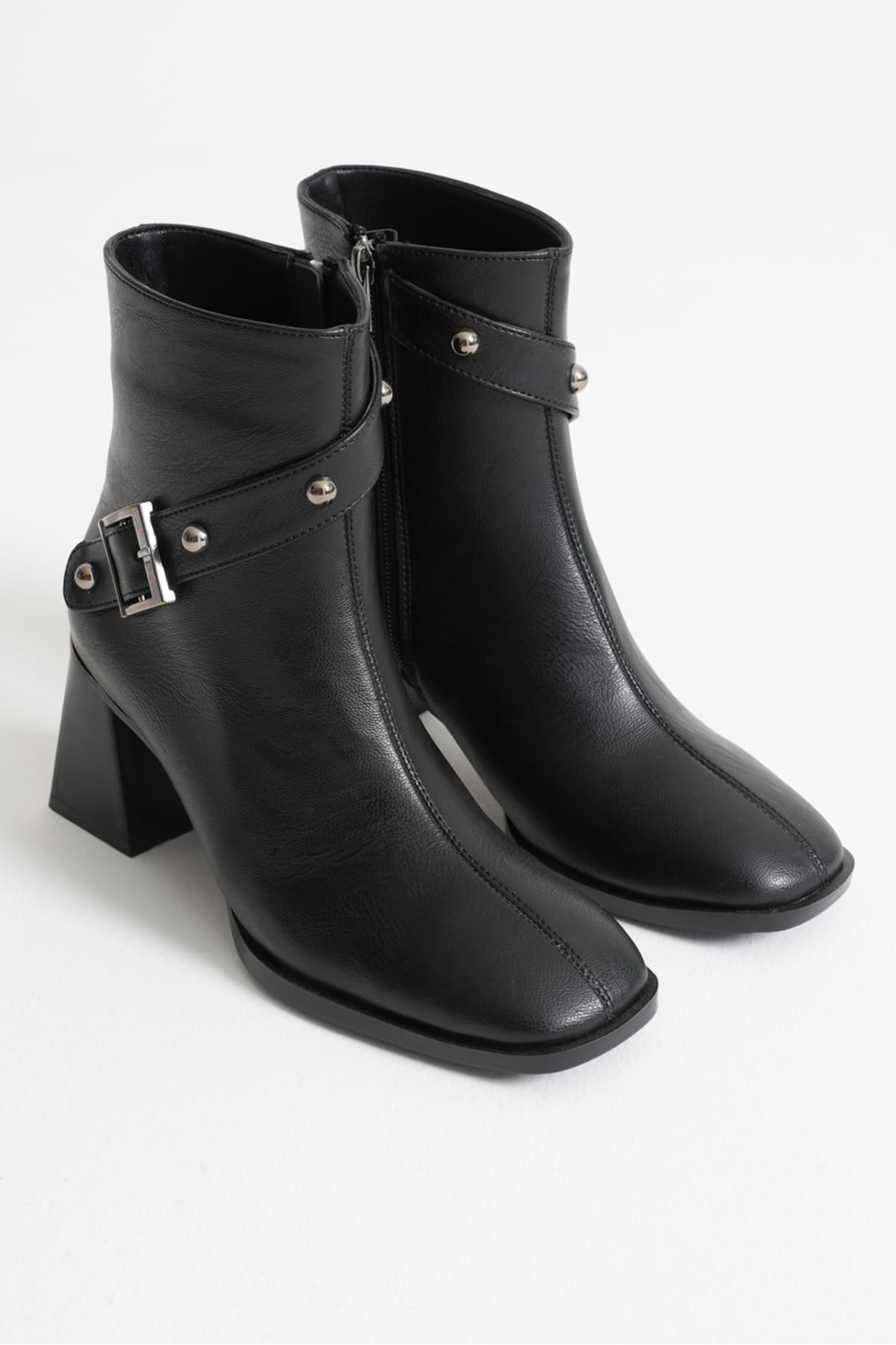 Vera Kadın Siyah Topuklu Bot