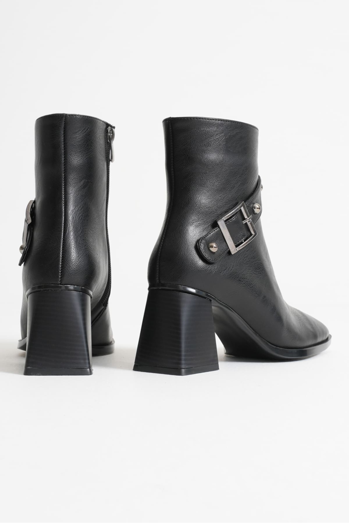 Vera Kadın Siyah Topuklu Bot