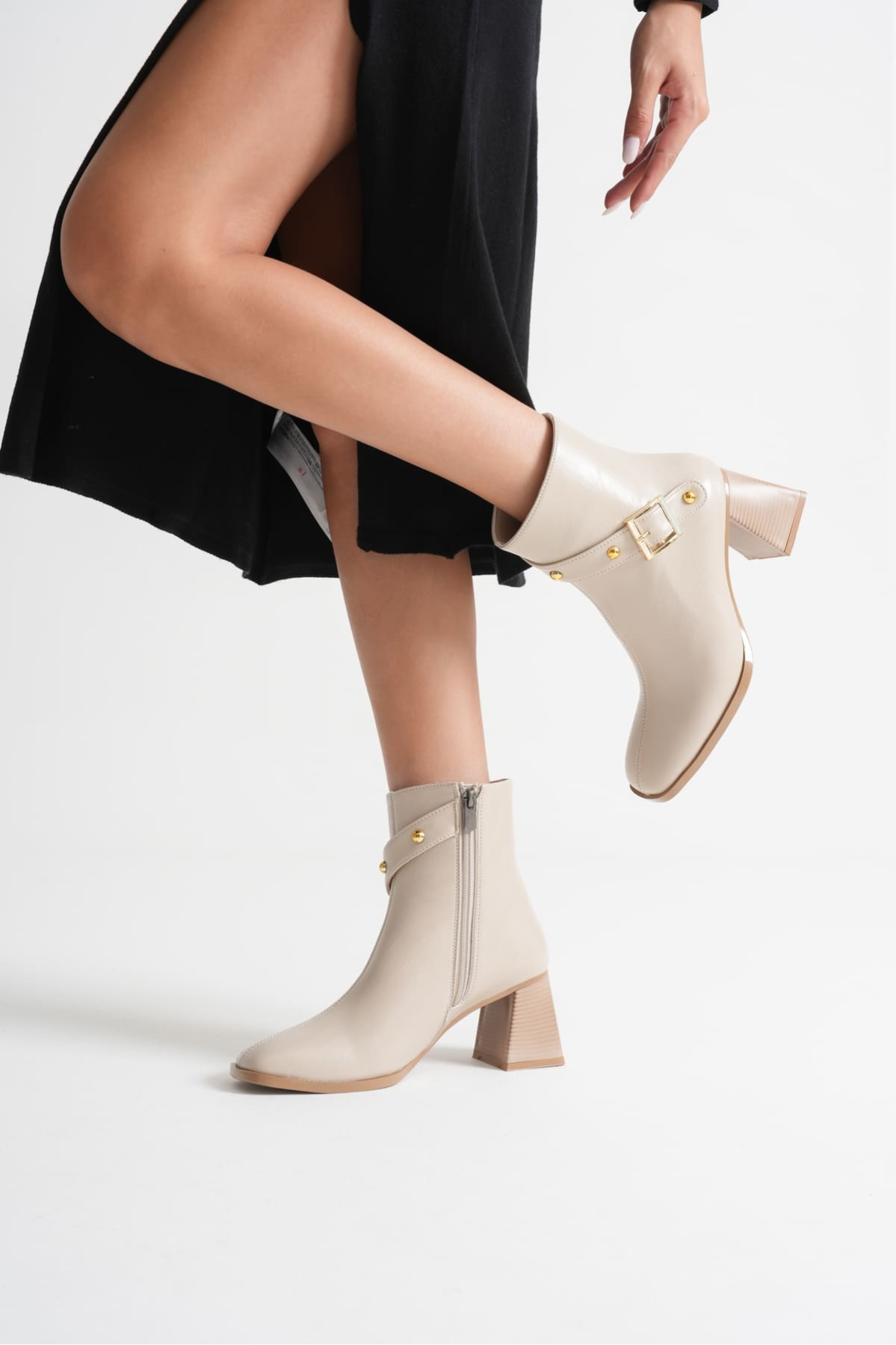 Vera Kadın Bej Topuklu Bot