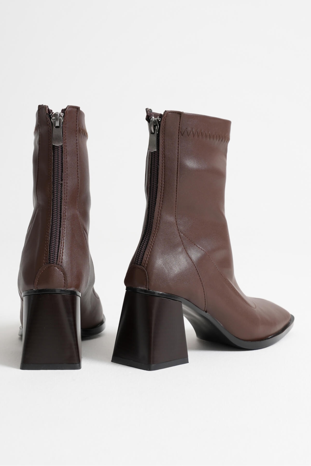 Arvena Acı Kahve Kalın Topuklu Streç Bot