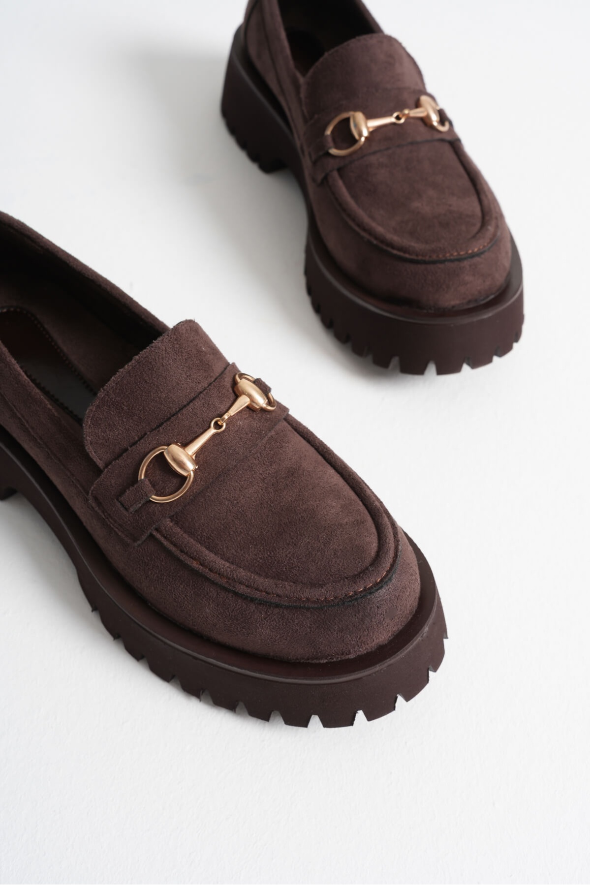 Lara Toka Detaylı Acı Kahve Süet Günlük Loafer Ayakkabı