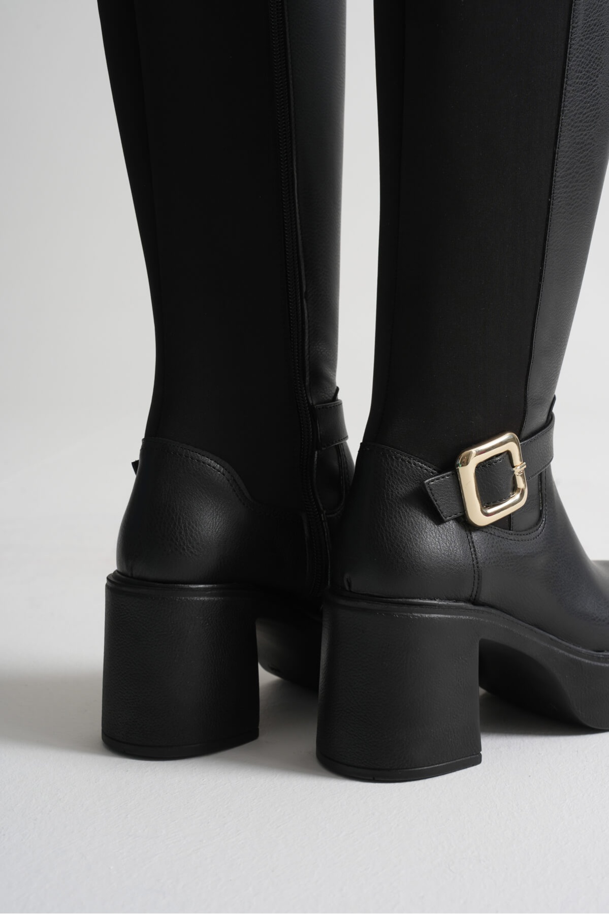 Woly Kadın Günlük Siyah Tokalı Çizme