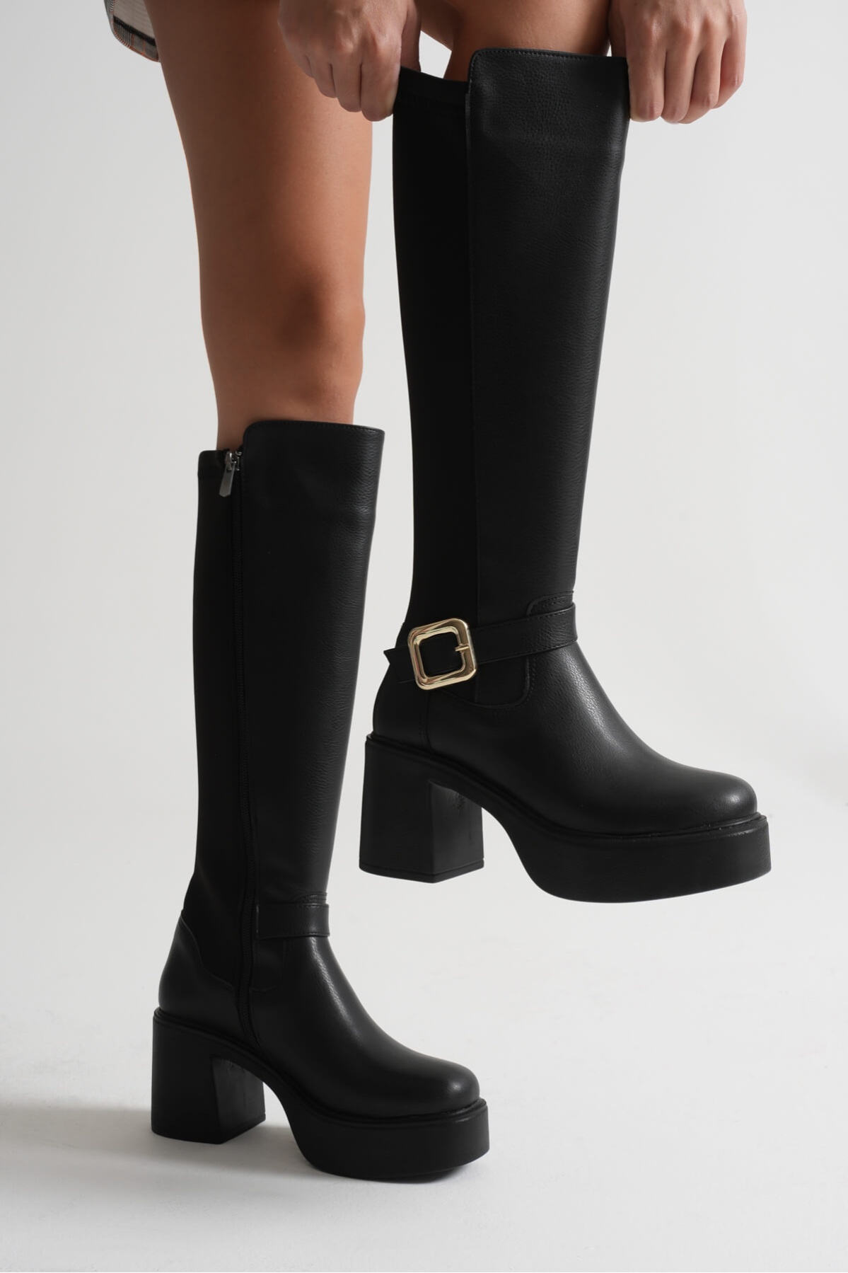 Woly Kadın Günlük Siyah Tokalı Çizme