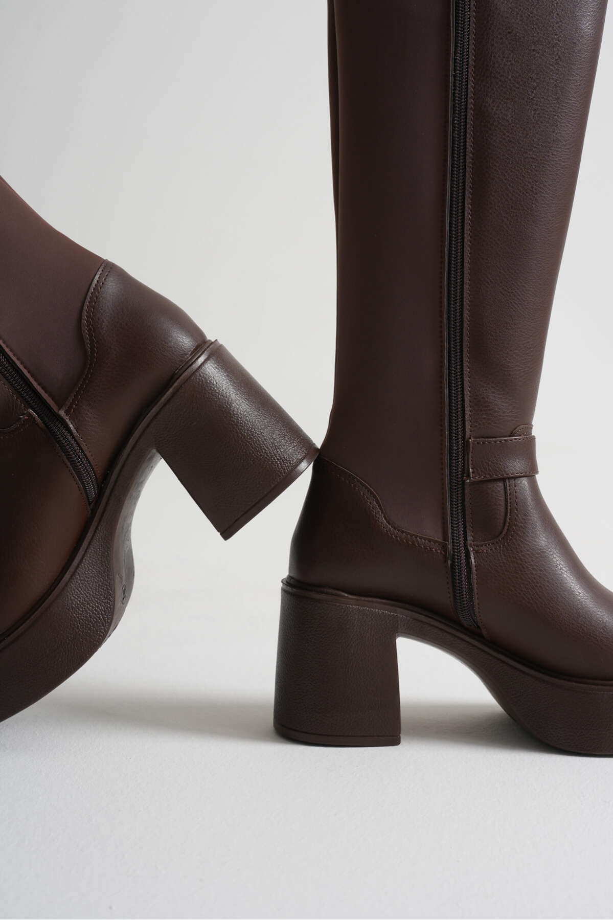 Woly Kadın Günlük Acı Kahve Tokalı Çizme