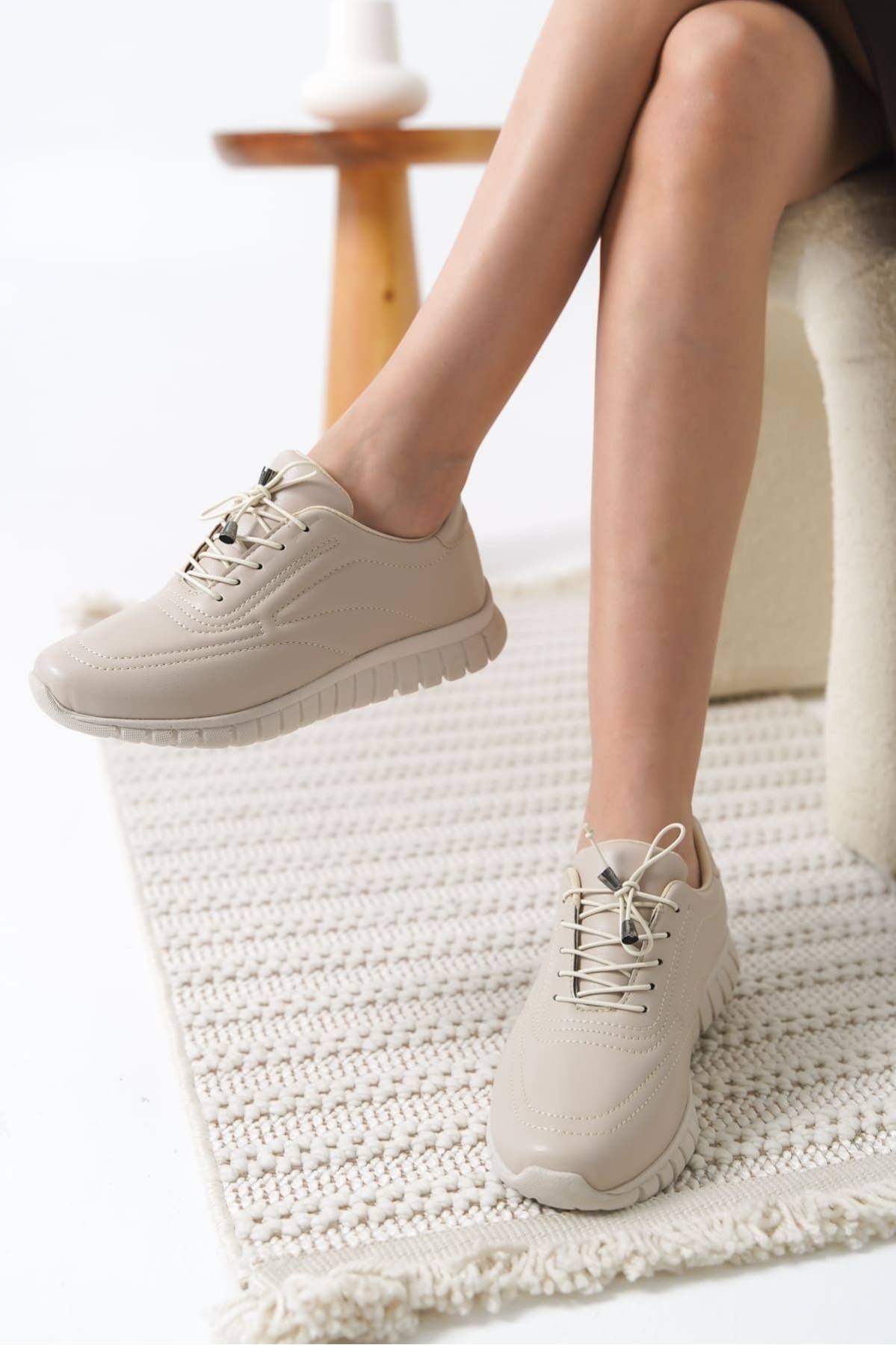 Daphne Kadın Bej Spor Ayakkabı