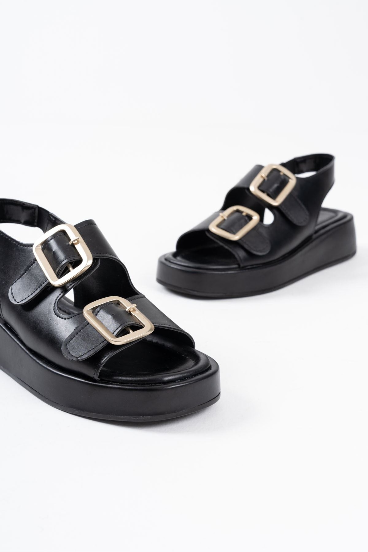 Shery Siyah Cilt Sandalet