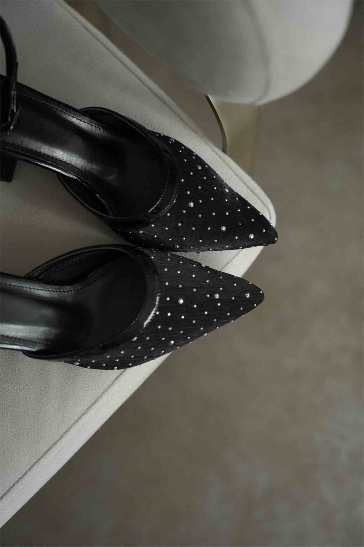 Borie Siyah Tekstil Kumaş Taşlı Kadın Topuklu Ayakkabı