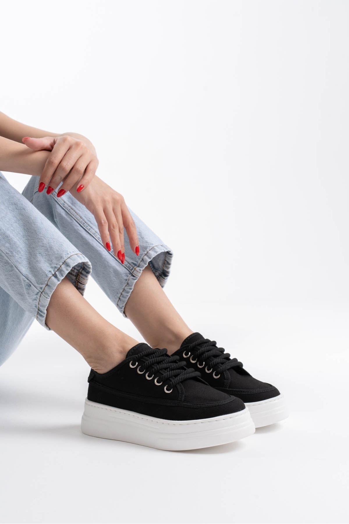 Glown Kadın Siyah Keten Spor Ayakkabı