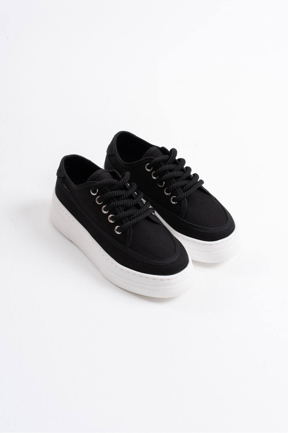 Glown Kadın Siyah Keten Spor Ayakkabı