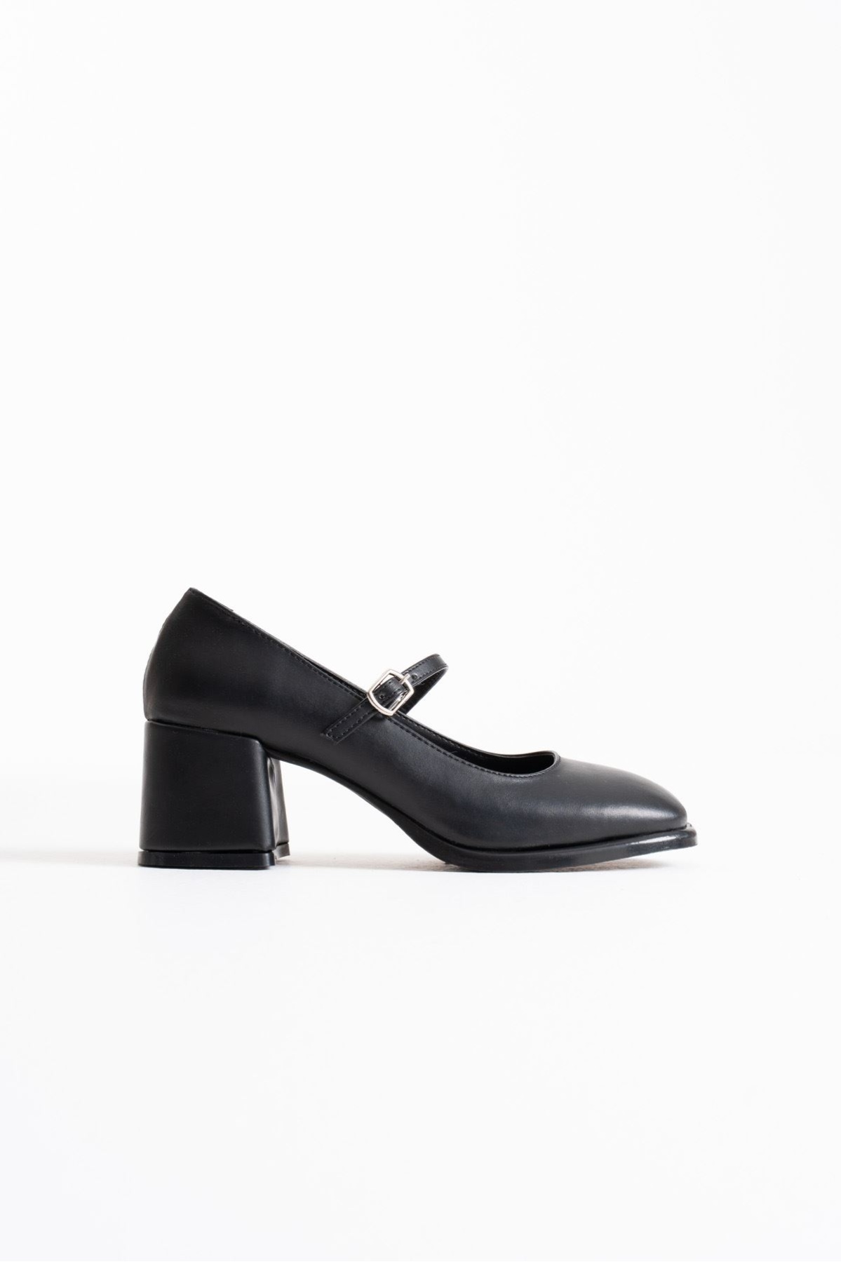 Blown Siyah Cilt Kadın Topuklu Ayakkabı