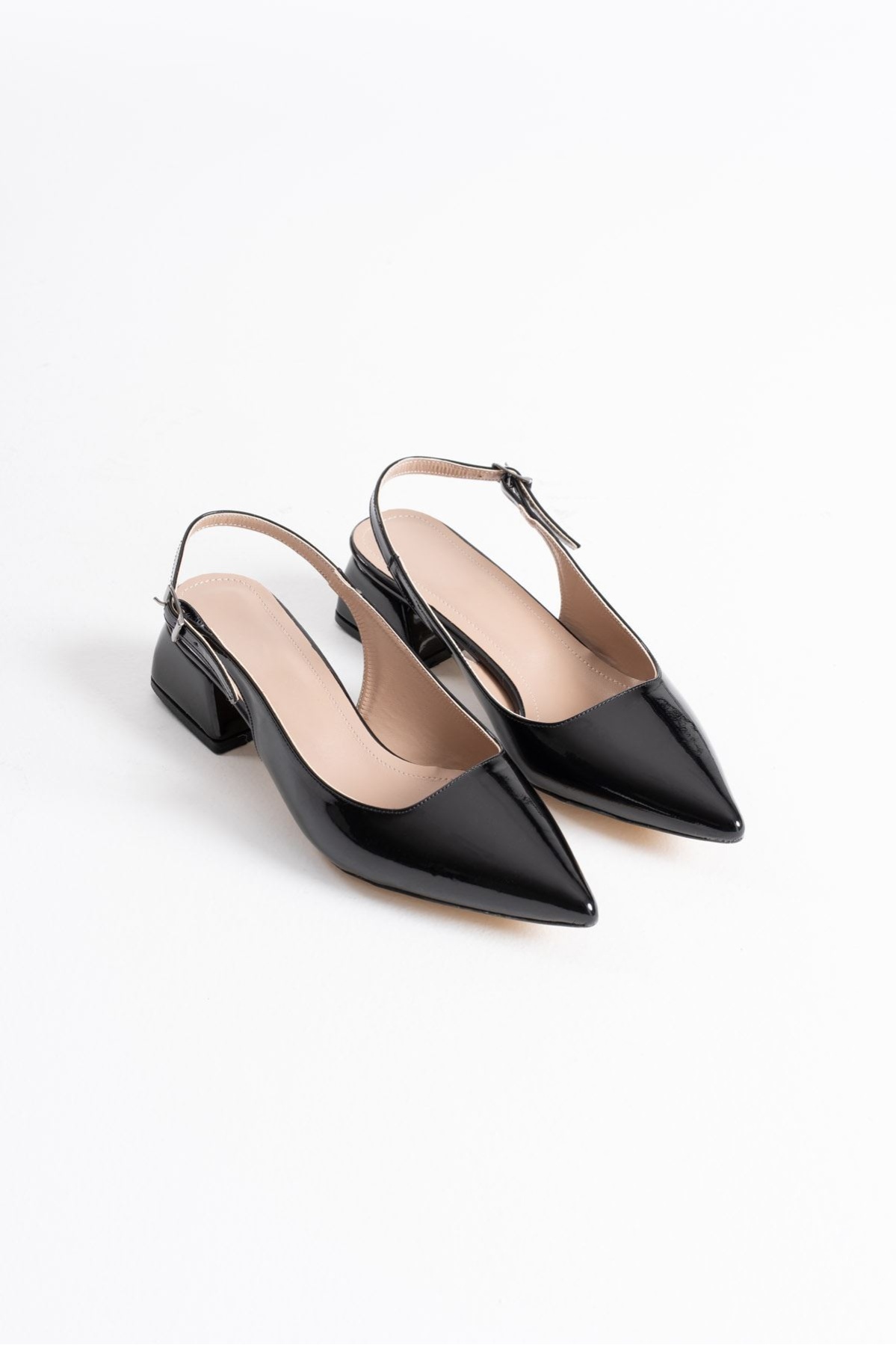 Allien Siyah Rugan Kadın Ayakkabı