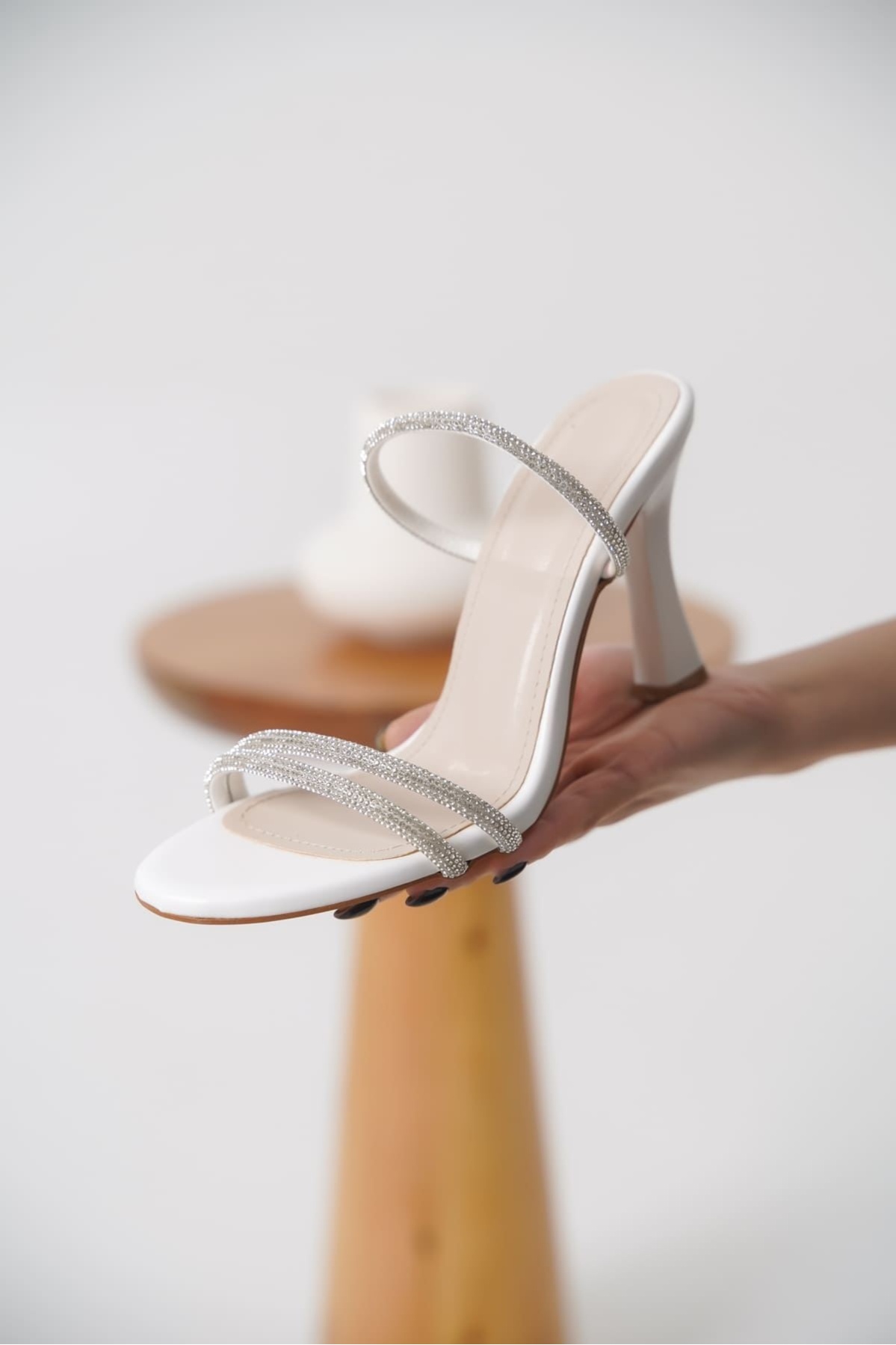 Toptan Topuklu Beyaz Kadın Terlik TR20MY24B