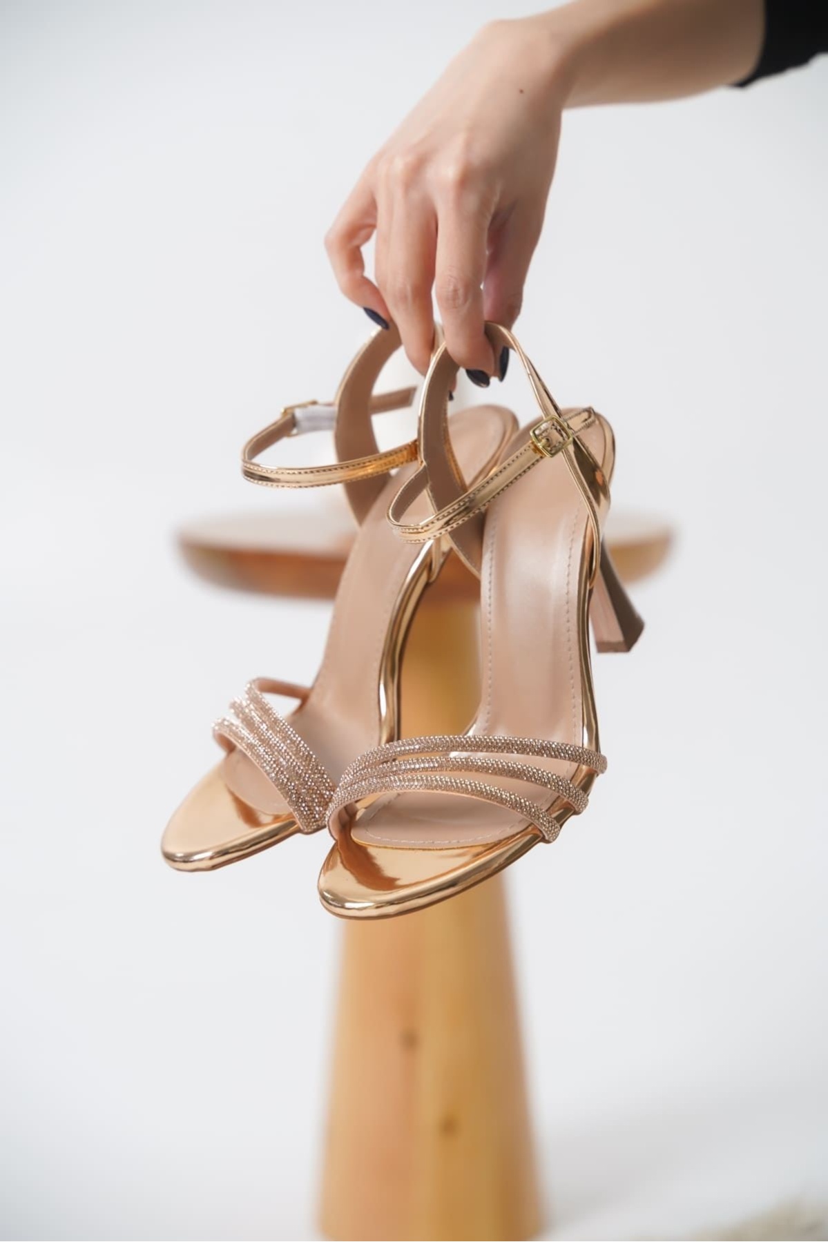 Lilia Kadın Rose Gold Taşlı Sandalet