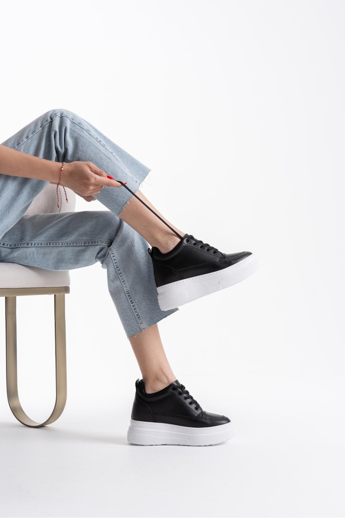 Lauren Kadın Gizli Topuk Beyaz Tabanlı Siyah Spor Ayakkabı