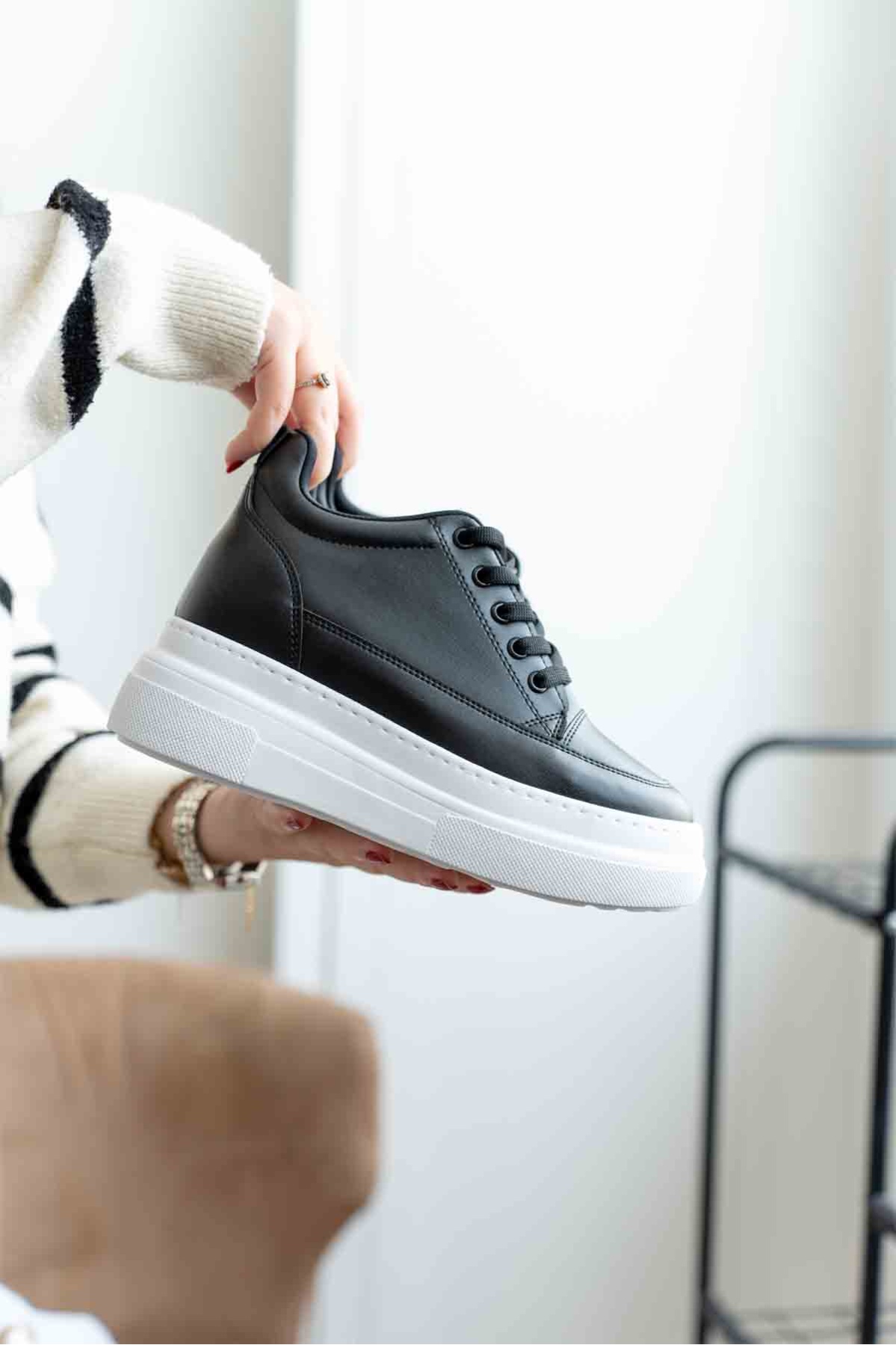 Lauren Kadın Gizli Topuk Beyaz Tabanlı Siyah Spor Ayakkabı