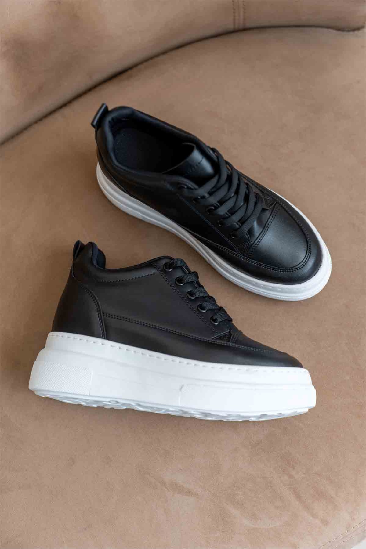 Lauren Kadın Gizli Topuk Beyaz Tabanlı Siyah Spor Ayakkabı