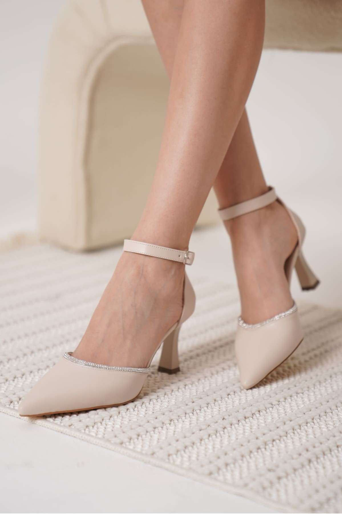 Darla Taşlı Kadın Bej Topuklu Ayakkabı