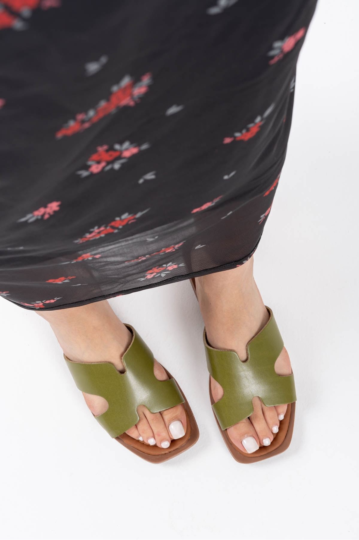 Fergei Haki Yeşili Hakiki Deri Terlik