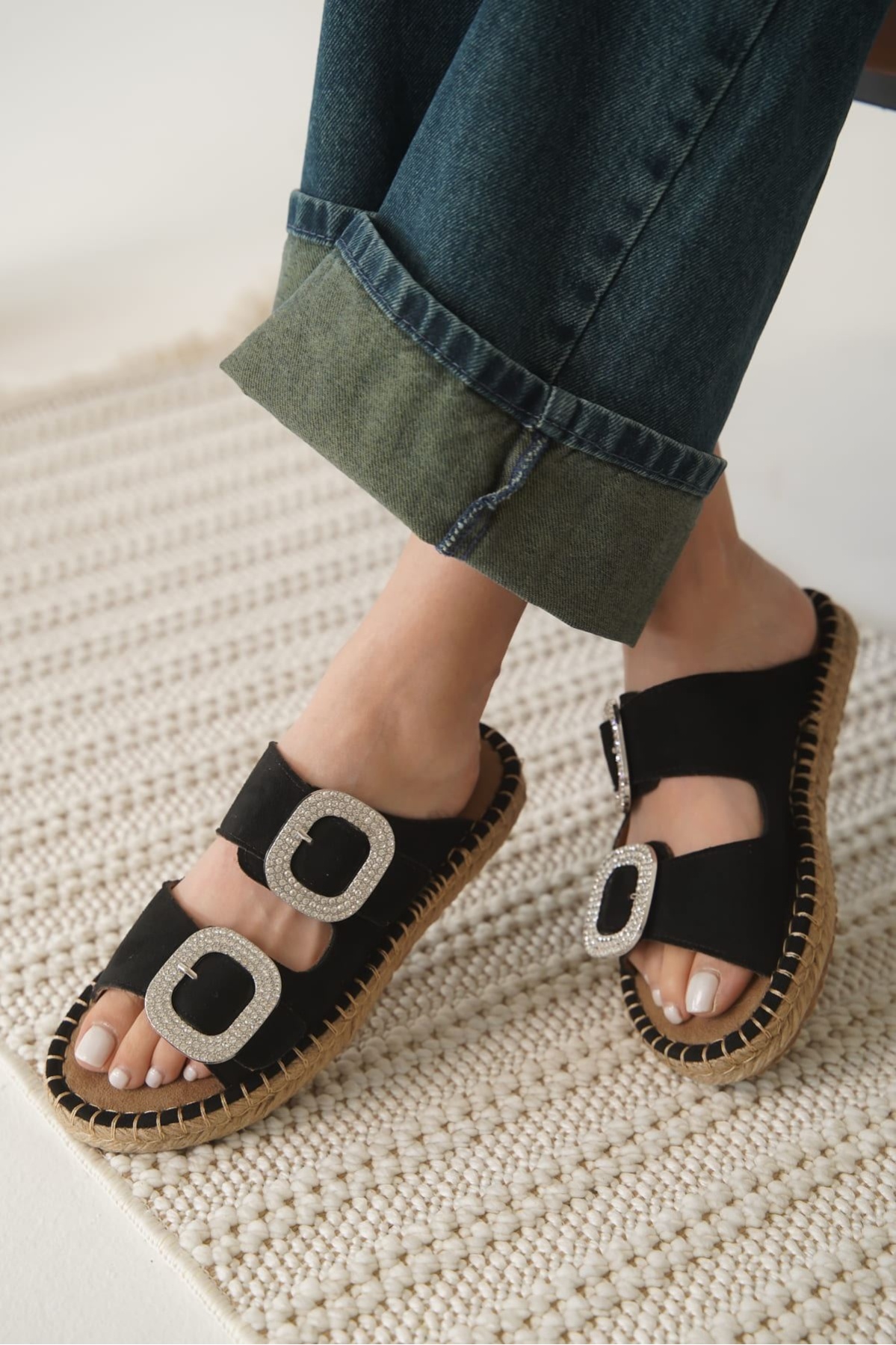 Tyna Süet Siyah Taşlı Kadın Terlik