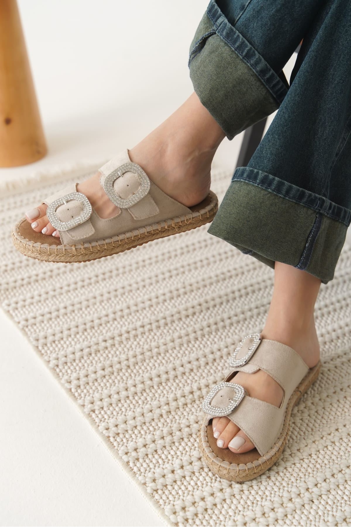 Tyna Süet Bej Taşlı Kadın Terlik