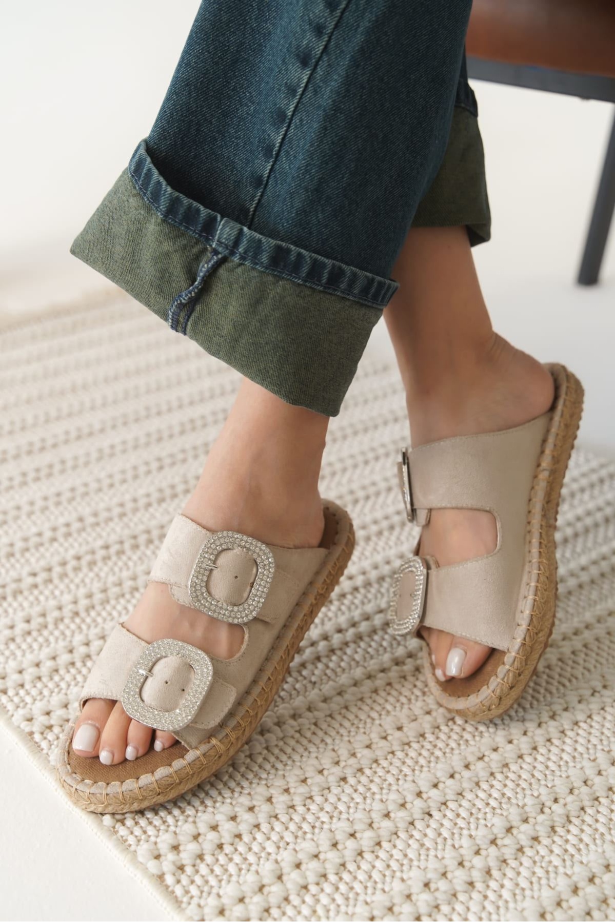 Tyna Süet Bej Taşlı Kadın Terlik