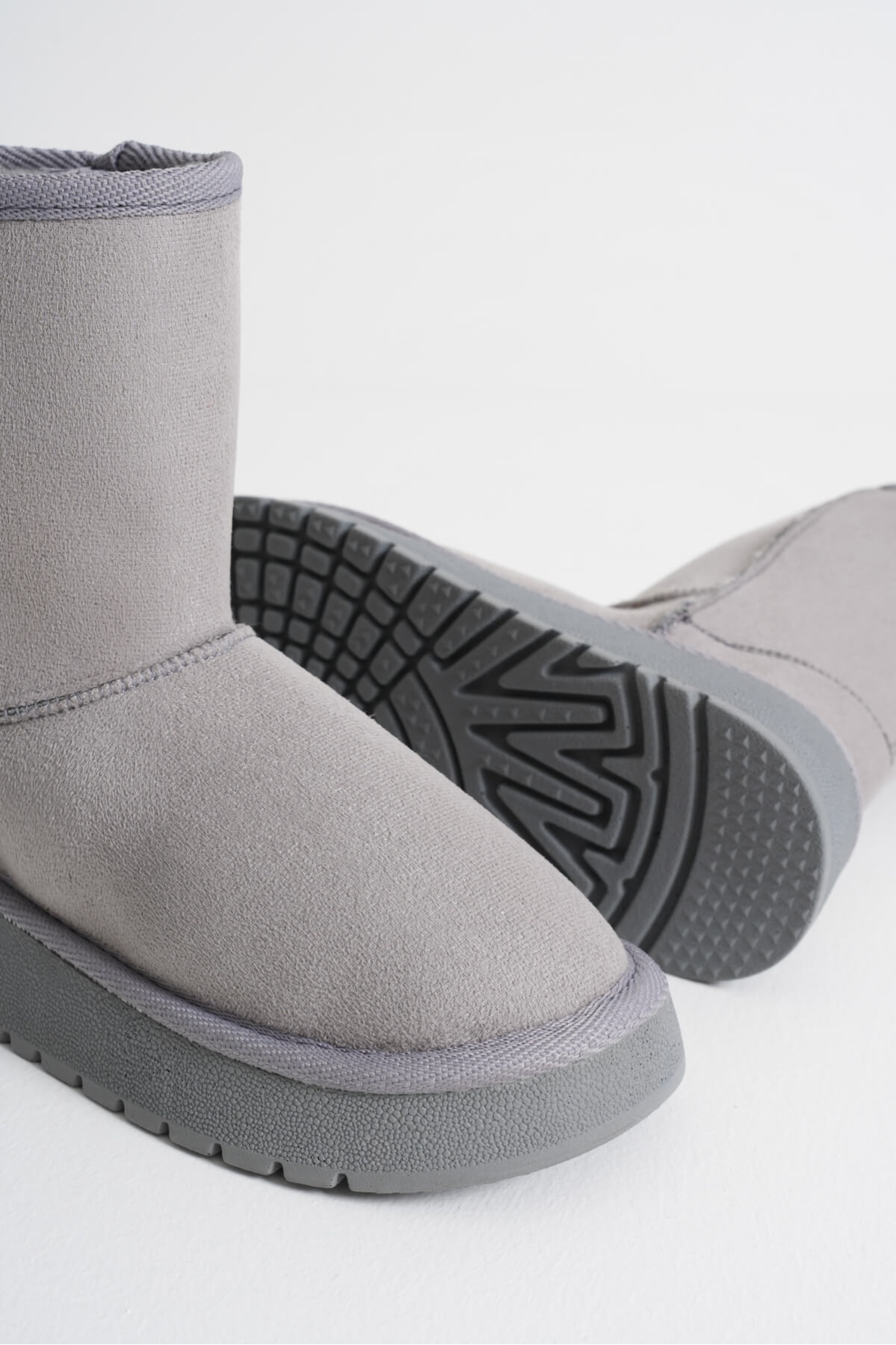 Anisa Kadın Gri Kışlık Kürklü Bot