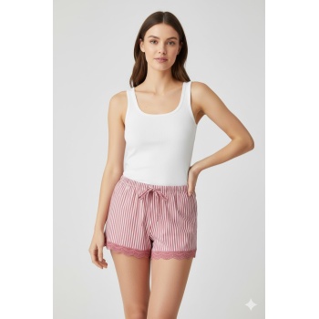 Çizgili Penye Kadın Ev Şortu Bacak Dantel Detaylı Ev Giyim Fuşya