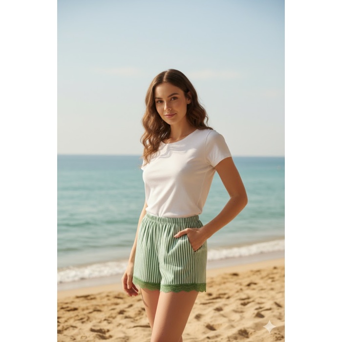 Çizgili Penye Kadın Ev Şortu Bacak Dantel Detaylı Ev Giyim Yeşil