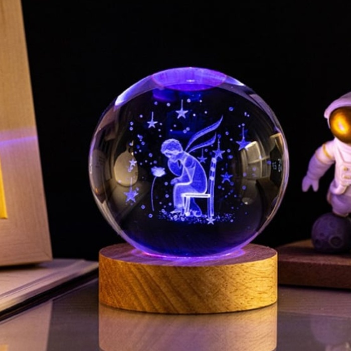 Ahşap Altlıklı Renk Değiştiren Cam Küre Küçük Prens RGB