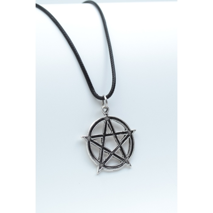 Pentagram Yıldızı Gümüş Kaplama Deri İp Kolye