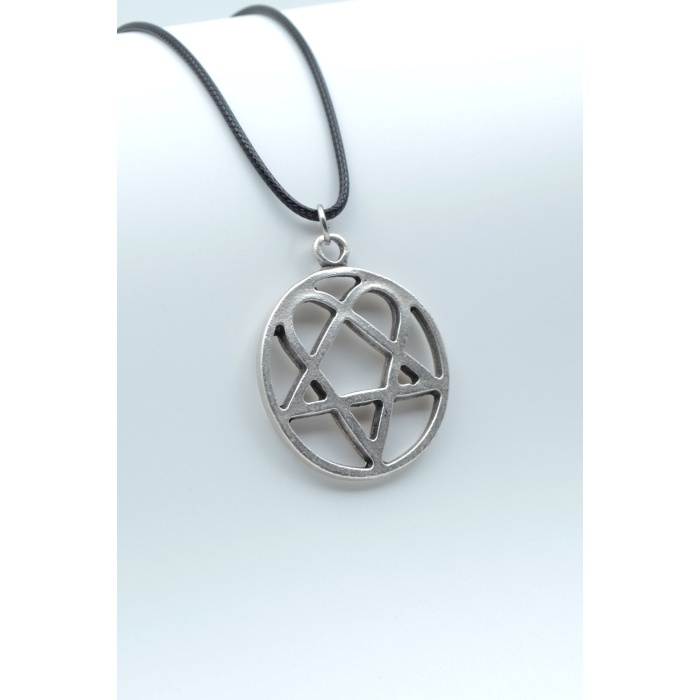Heartagram Gümüş Kaplama Deri İp Kolye