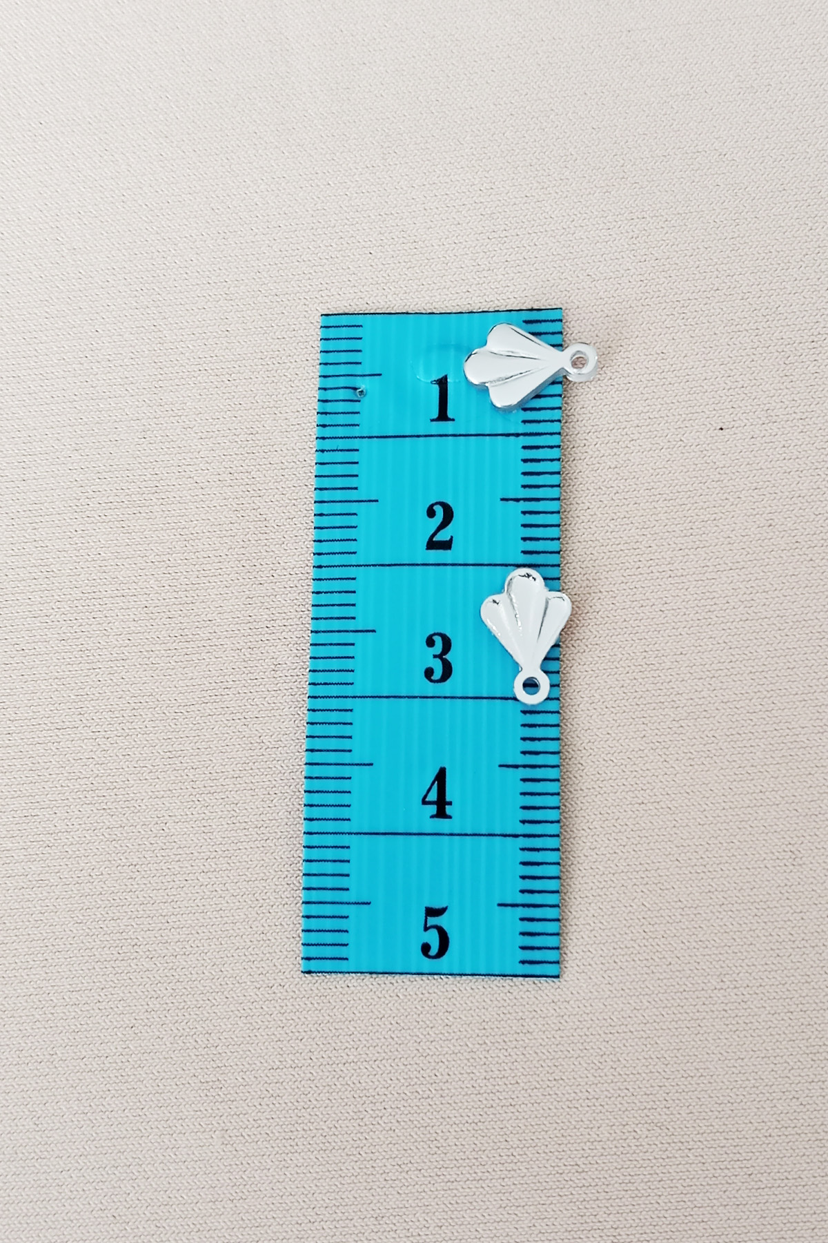 Oya Abiye Bileklik Kolye Pleksi Metalik Plastik Pul Gümüş Renk 24 gram 375 adet - BNC587