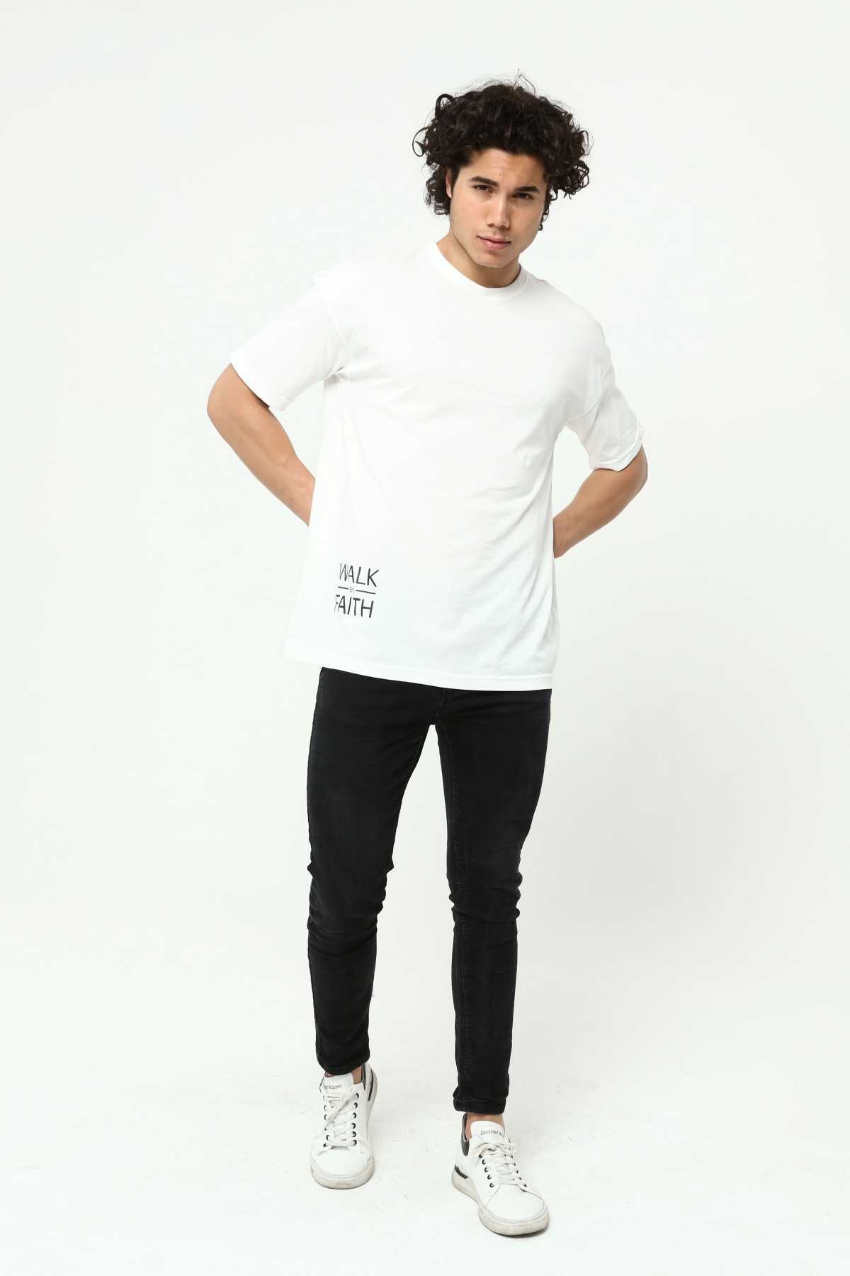 Walk By Faith Baskılı Beyaz Erkek Oversize T-Shirt