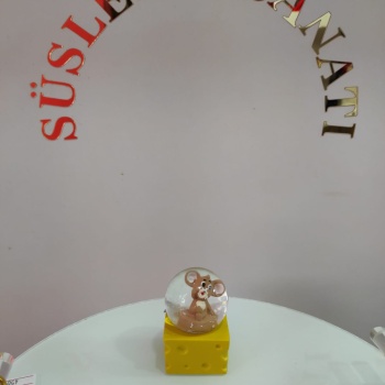 TOM VE jERRY KÜRE  IŞIKLI