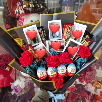 KİŞİYE ÖZEL TASARIM RESİMLİ ÇİKOLATA BUKETİ