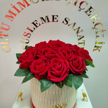 Ahşap Yapay Kutu Kırmızı Gül